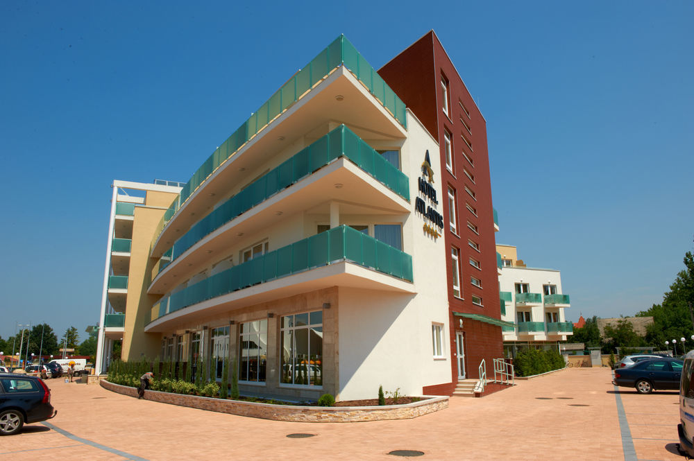 Hotel Atlantis Hajdúszoboszló Kültér fotó